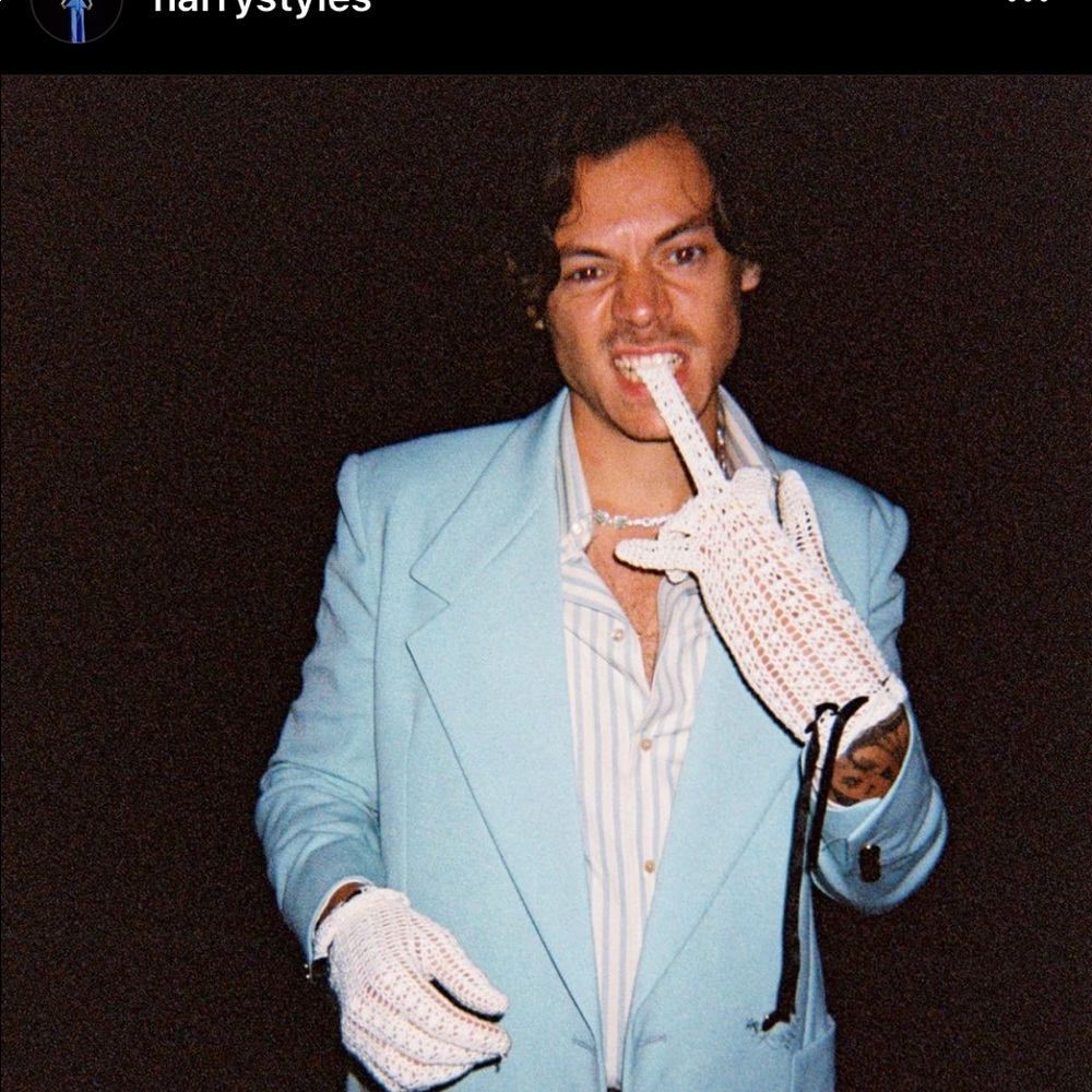 Meet your Posher, Samantha